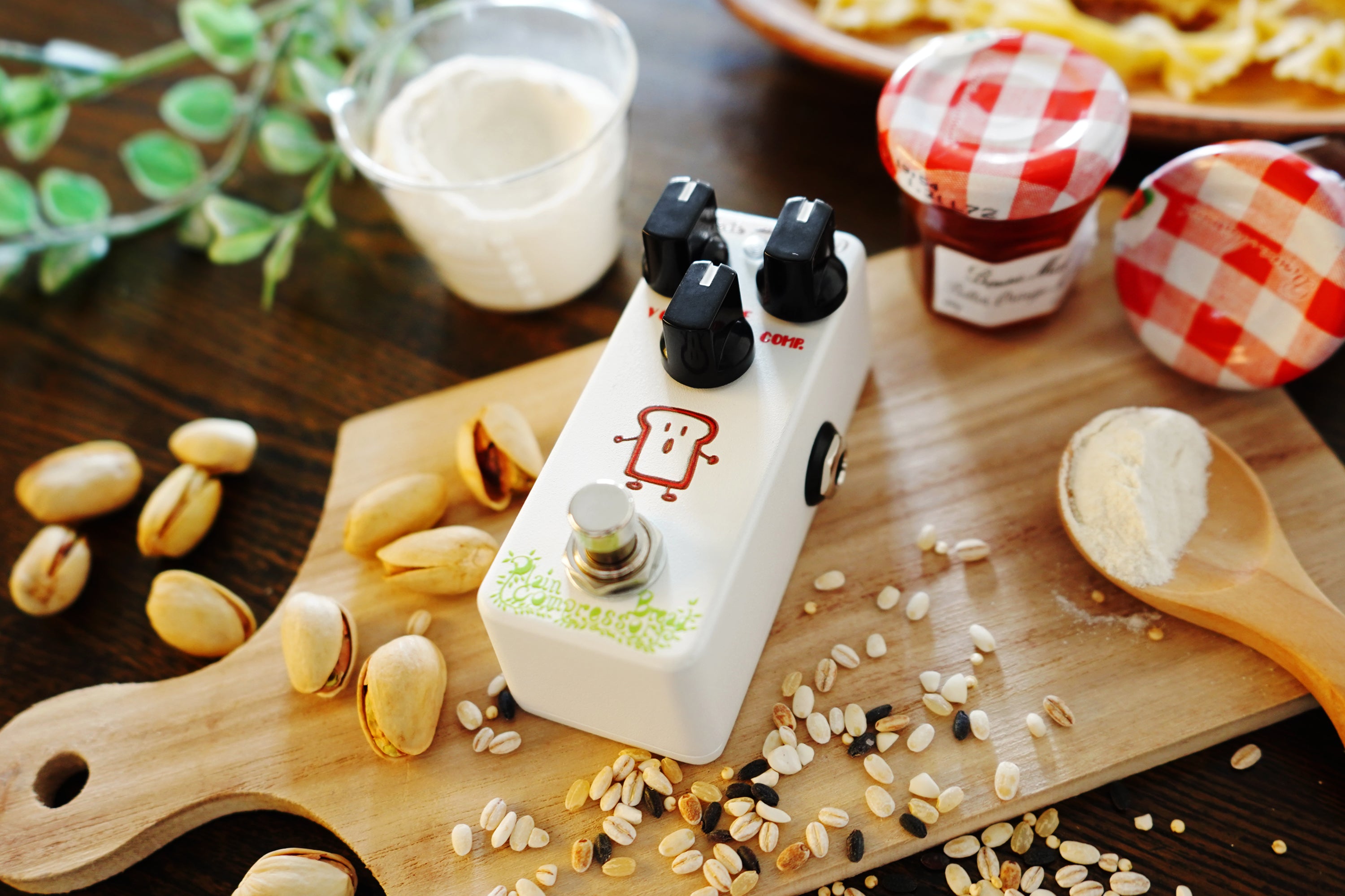 effects bakery pedals Effects Bakery Plain Bread Compressor